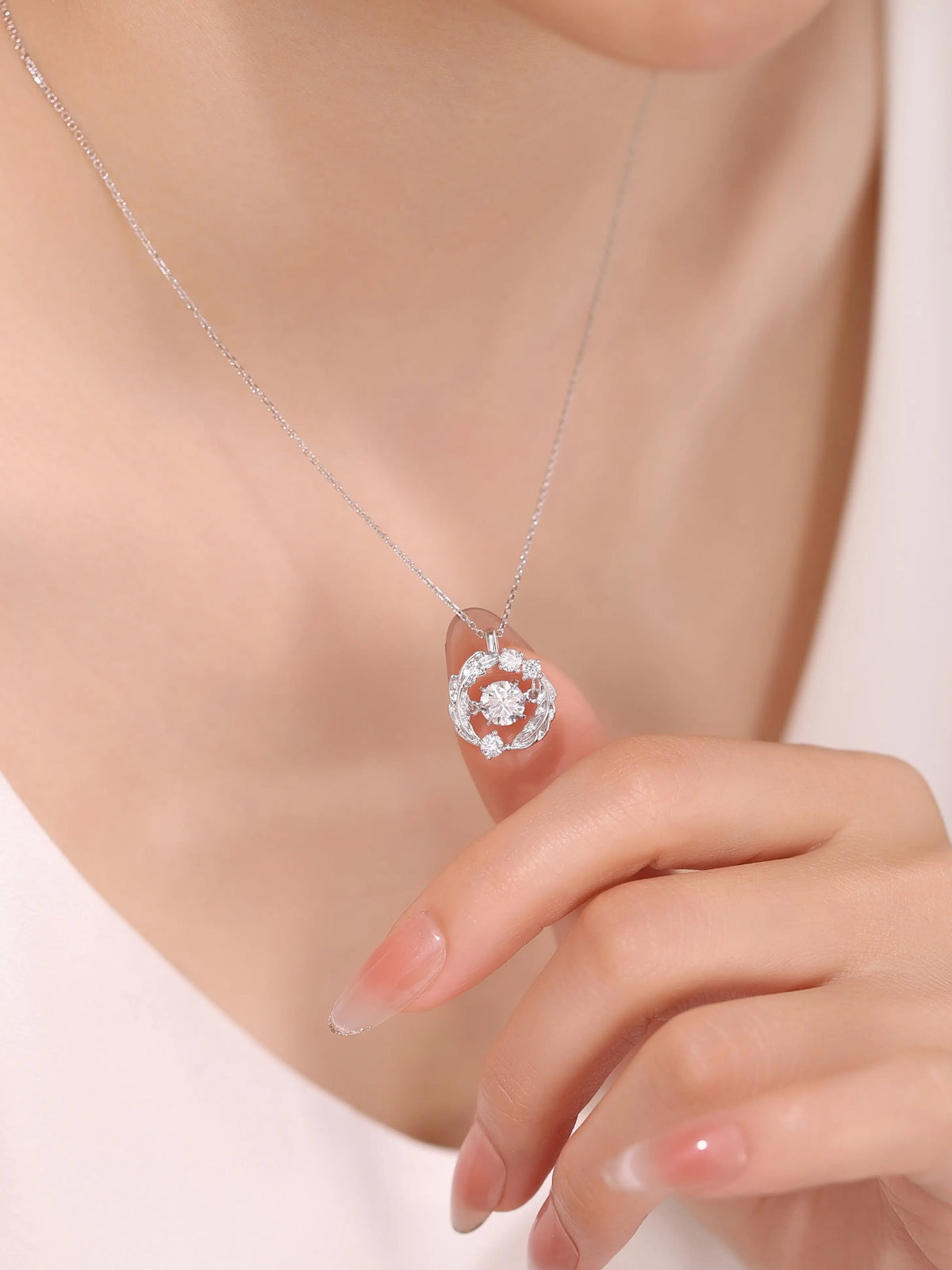 Wing-Inspired Diamond Necklace, 1.03 ct Round Center, PT950 Platinum, 5.9 g