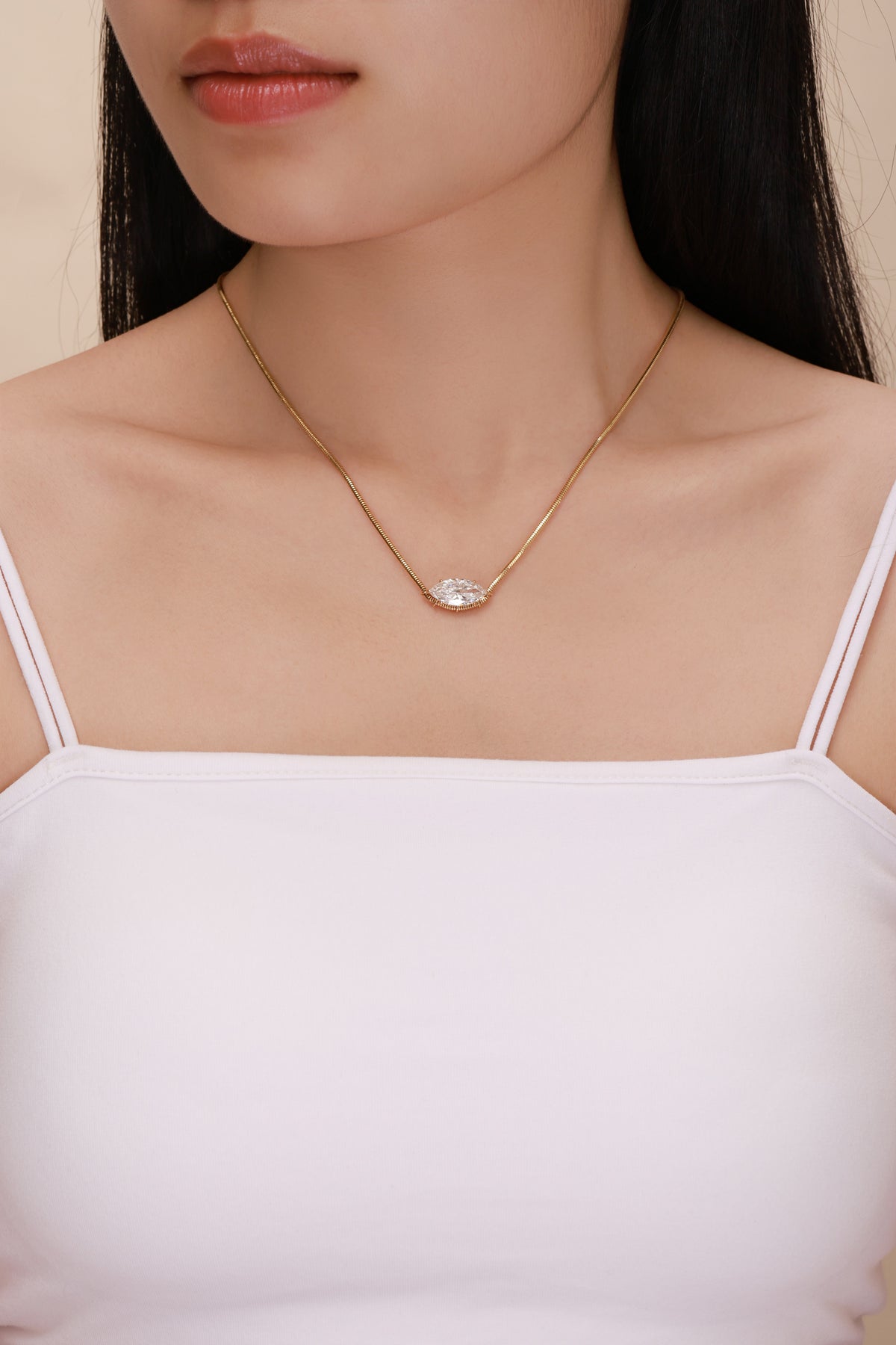 Marquise Diamond Pendant Necklace, 5.03 ct Marquise Center, 18K Yellow Gold, 8.3 g