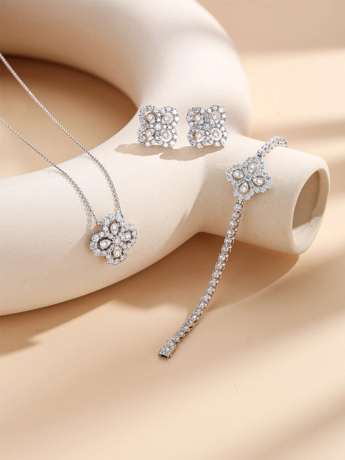 Loop Diamond Bracelet, 4.50 ctw Pear, PT950 Platinum, 14.7 g