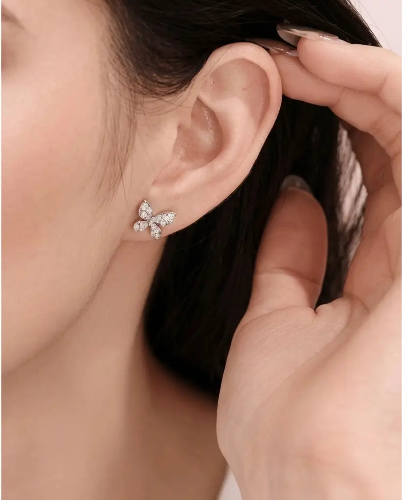 [Pair] PT950 Platinum Butterfly Four-Leaf Clover Stud Earrings