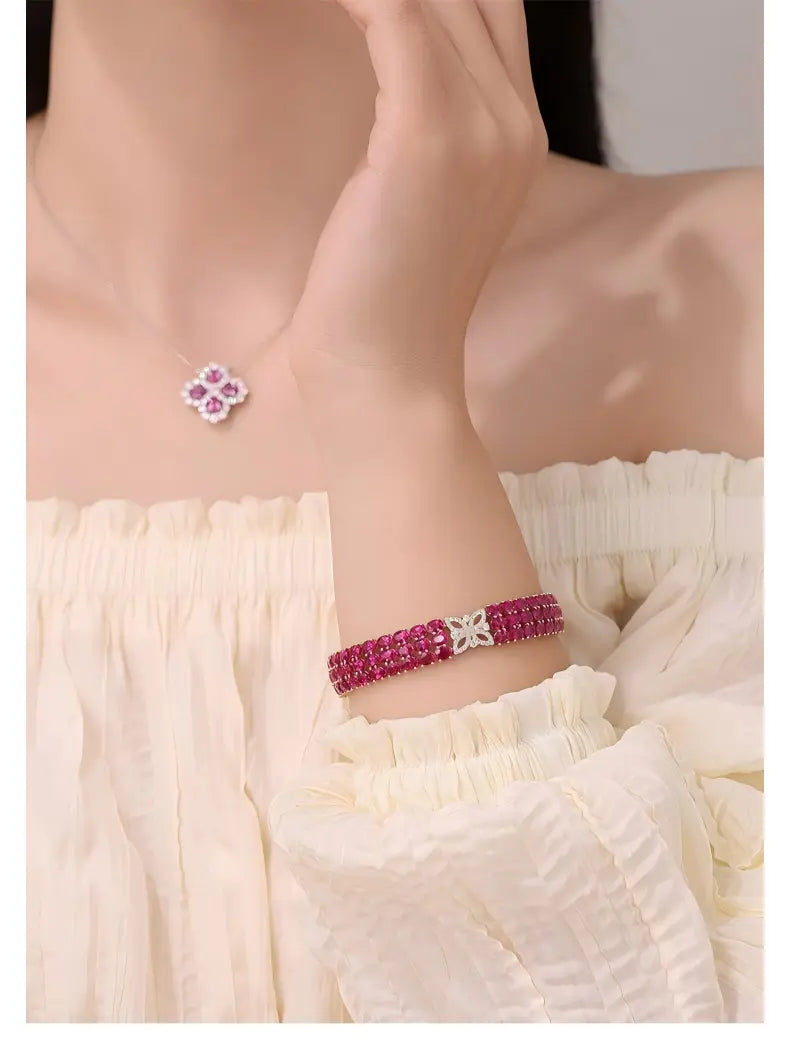 18K Yellow Gold Four-Leaf Clover Ruby Bracelet, approx. 23 g total weight