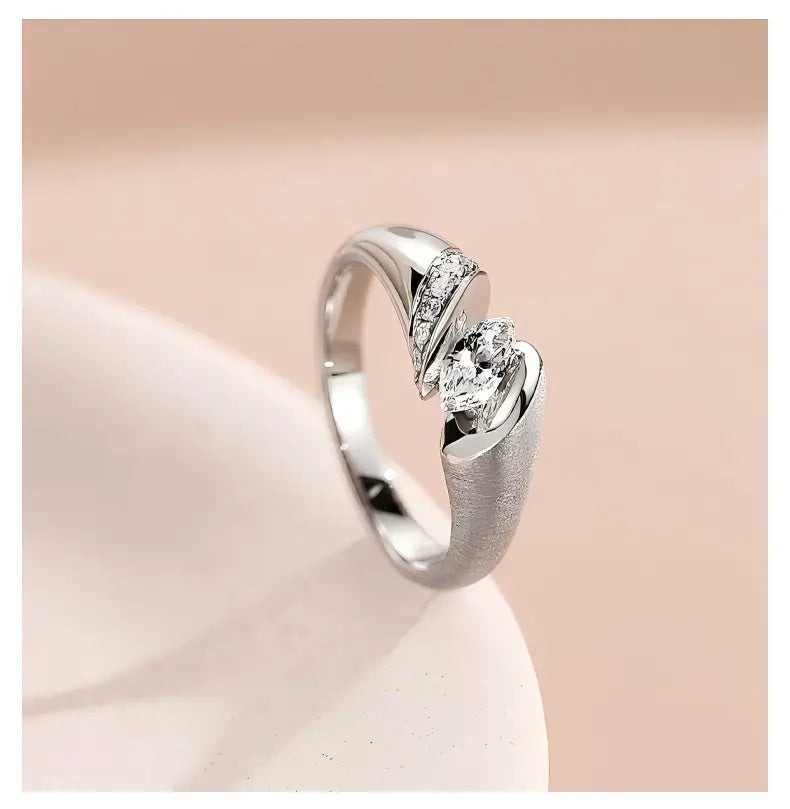 PT950 Platinum Phantom Mirror-Brushed Ring, 0.30 ct center stone