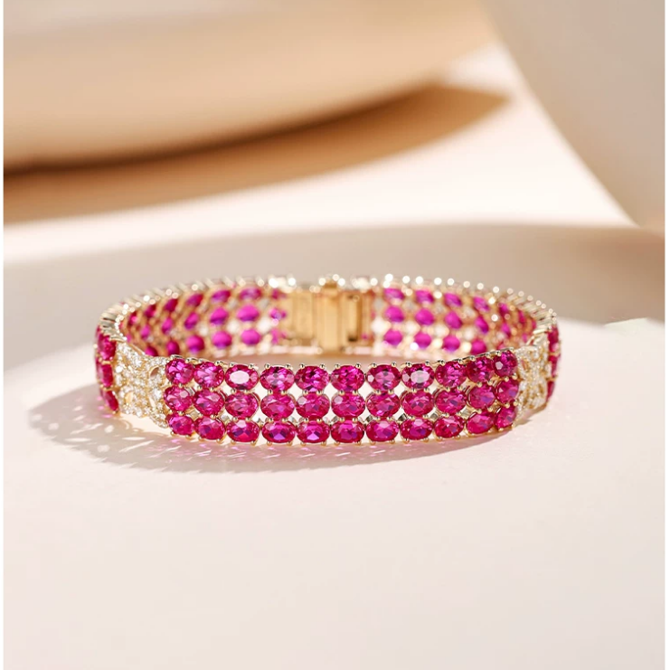 18K Yellow Gold Four-Leaf Clover Ruby Bracelet, approx. 23 g total weight