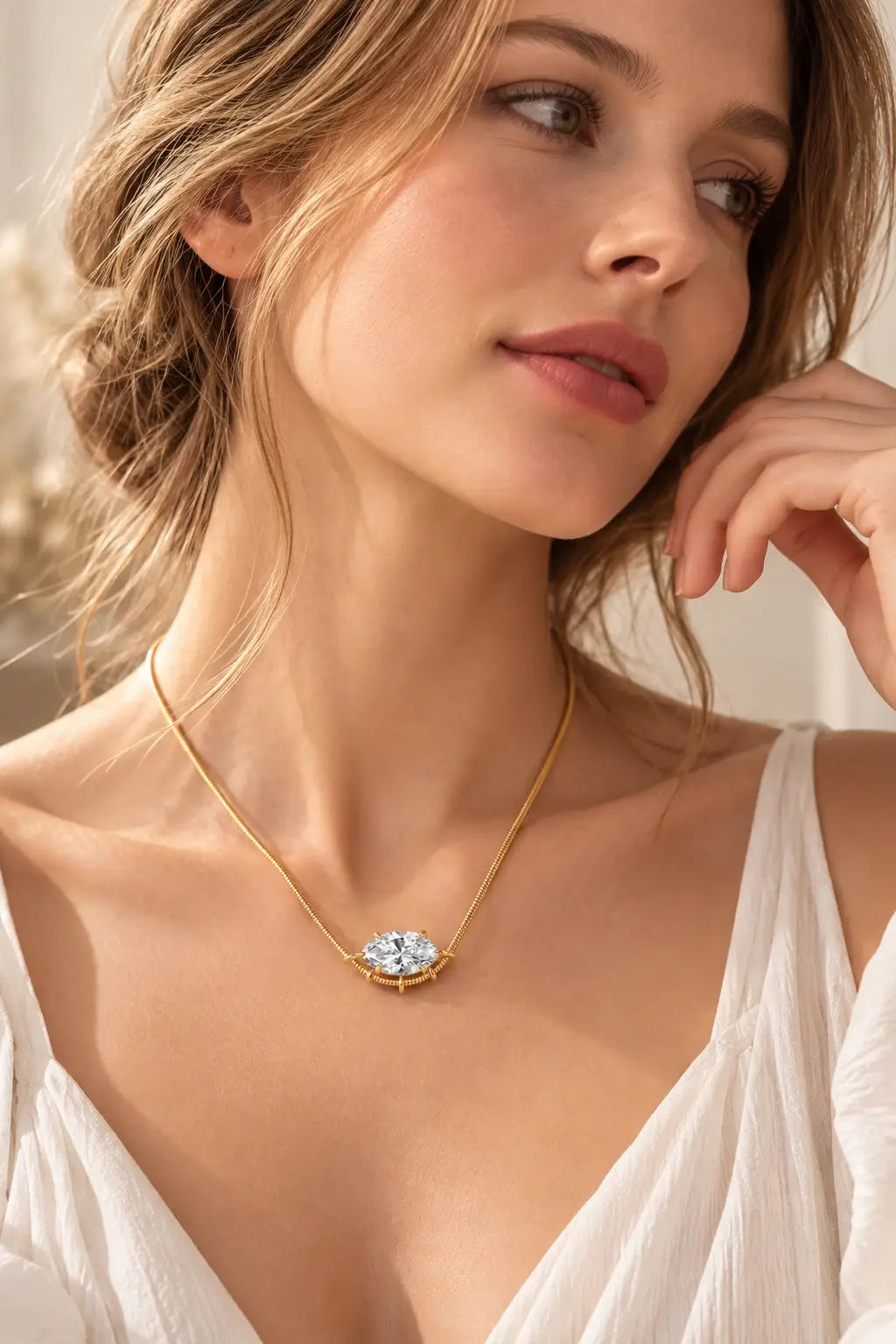 Marquise Diamond Pendant Necklace, 5.03 ct Marquise Center, 18K Yellow Gold, 8.3 g